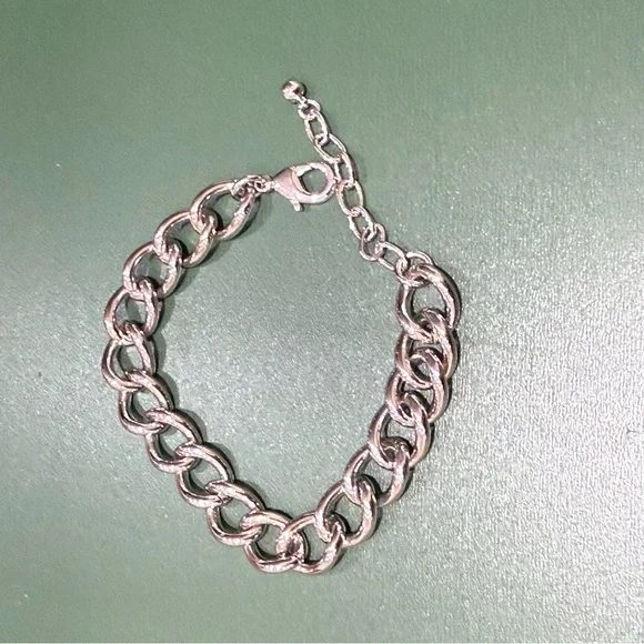 Uncommon James Dynasty Bracelet in Silver - Picture 5 of 5